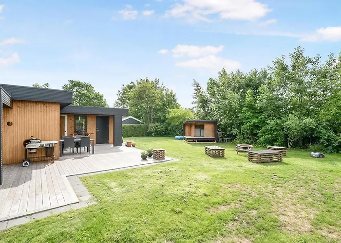 Spacious And Stylish Near One Of Jutlands Beaches, Built In 2021 Сasa de vacaciones Grenå